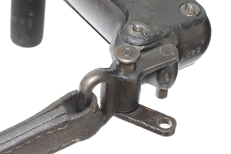 MG34のスリング金具